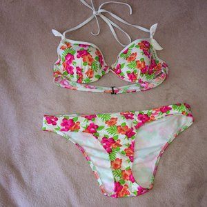 Hollister Bikini Swim Floral Scrunch Butt Ruffle